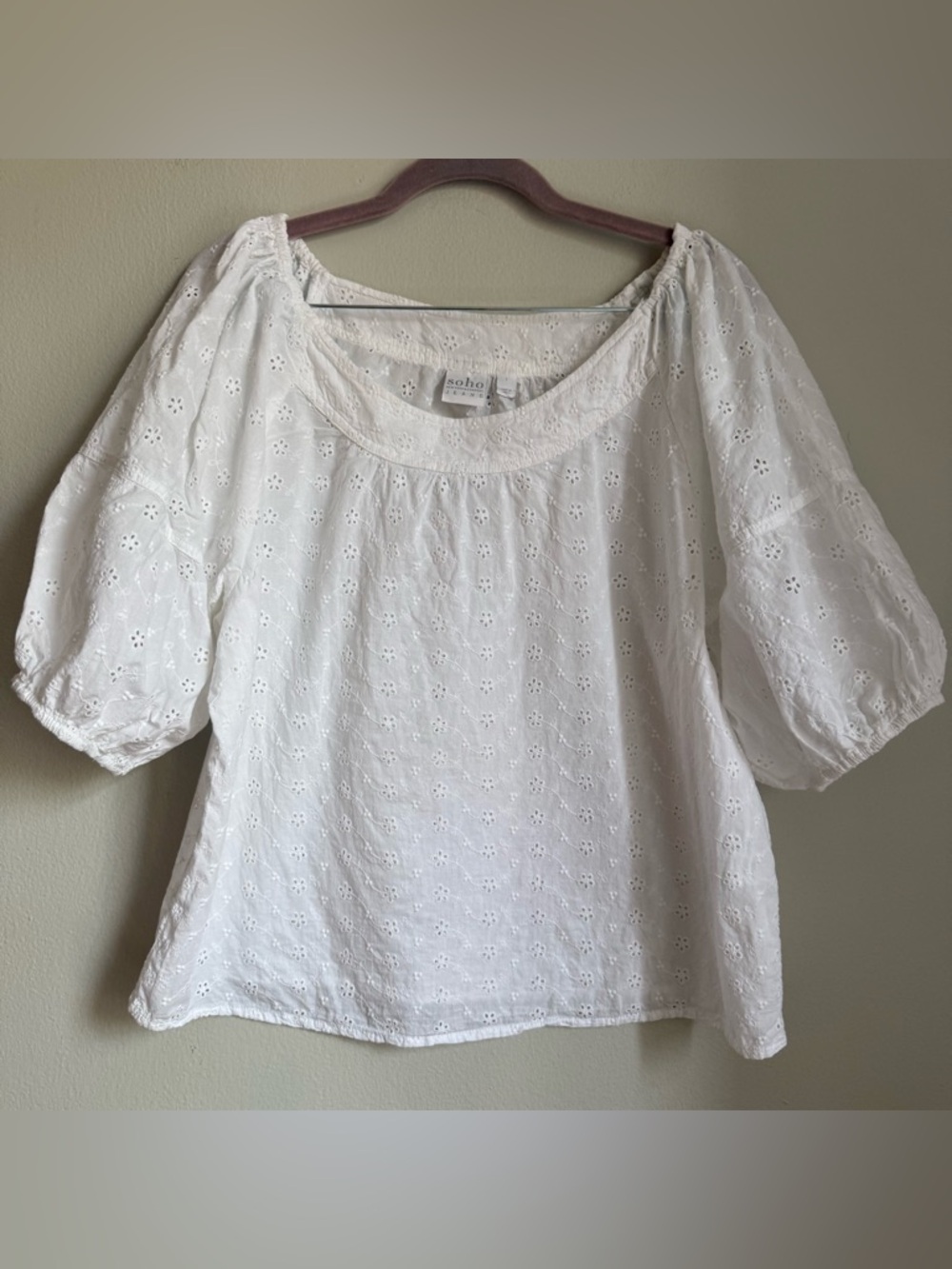SOHO White Eyelet Puff-Sleeve Women's Top Size L 100% cotton
